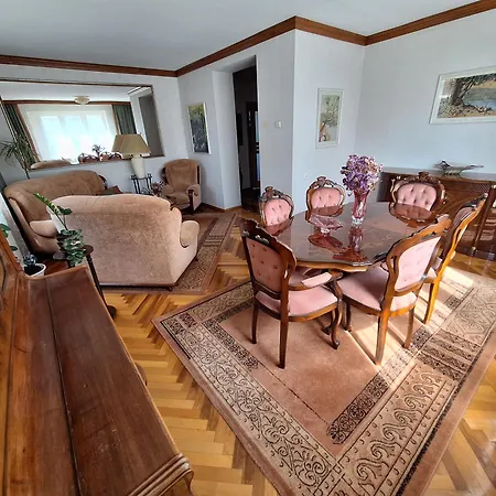 Home B&B Bed & Breakfast 3*