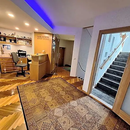 Home B&B 3*