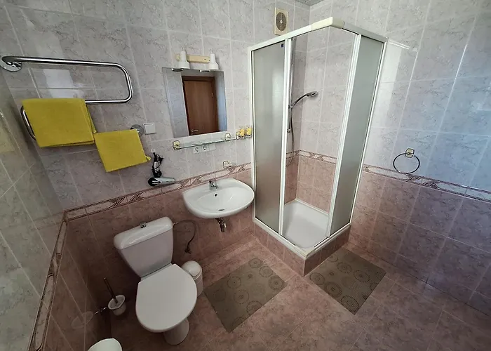 Home B&B Bed & Breakfast 3*