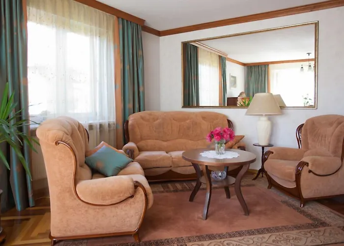 Home B&B Bed & Breakfast